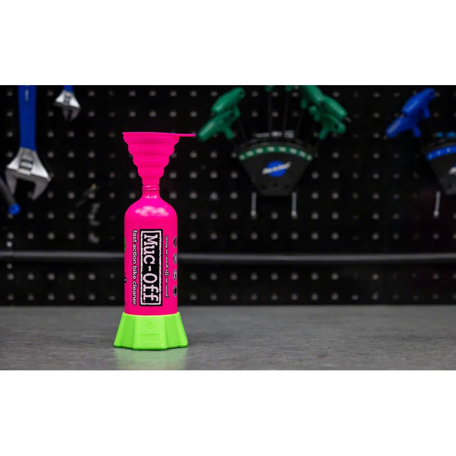 Muc-Off Collapsible Silicone Funnel